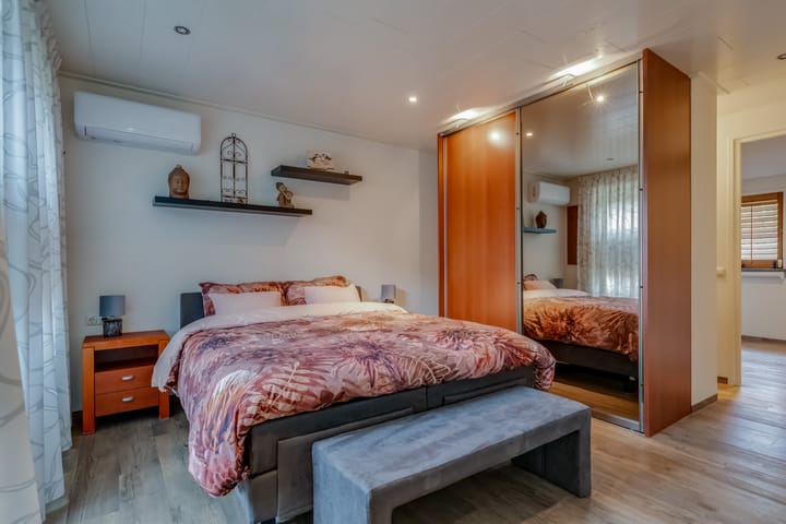 Spacious Detached Home with Double Living Potential in Staphorst-Zuid — 48