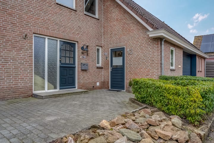 Spacious Detached Home with Double Living Potential in Staphorst-Zuid — 96