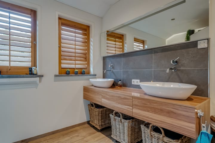 Spacious Detached Home with Double Living Potential in Staphorst-Zuid — 52