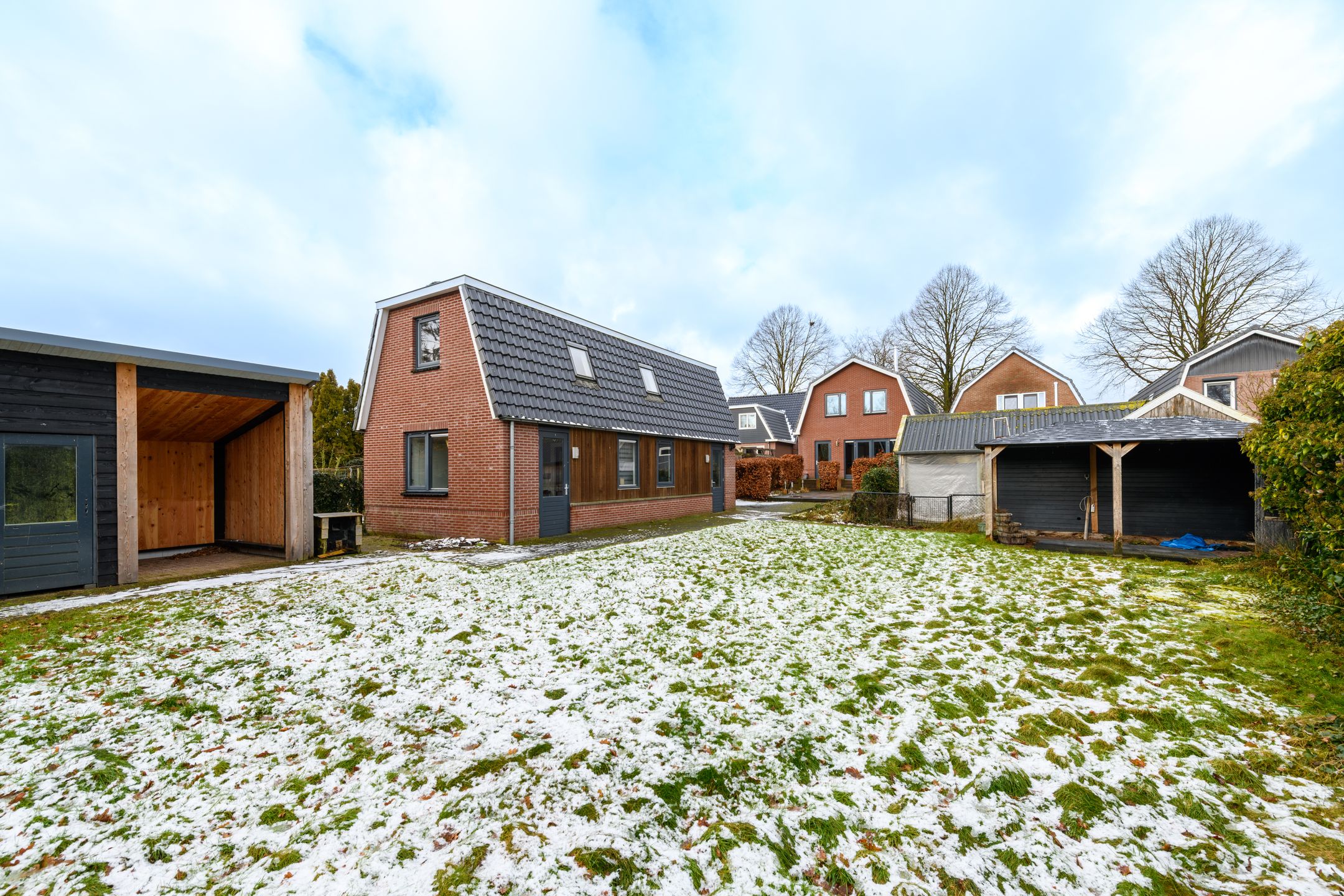 Foto 3 van Aengwirderweg 256