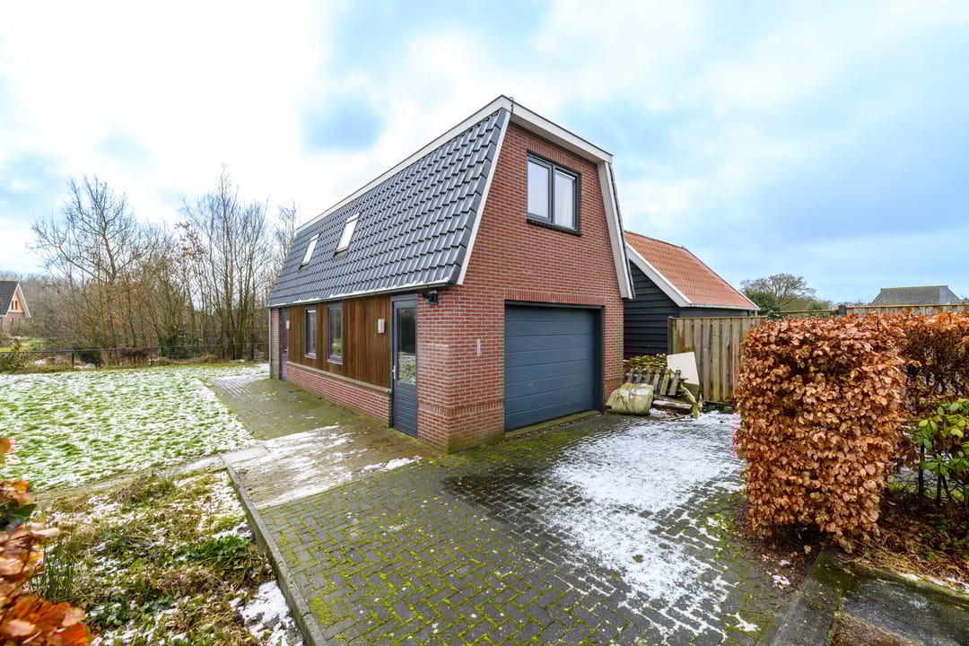 Foto 2 van Aengwirderweg 256