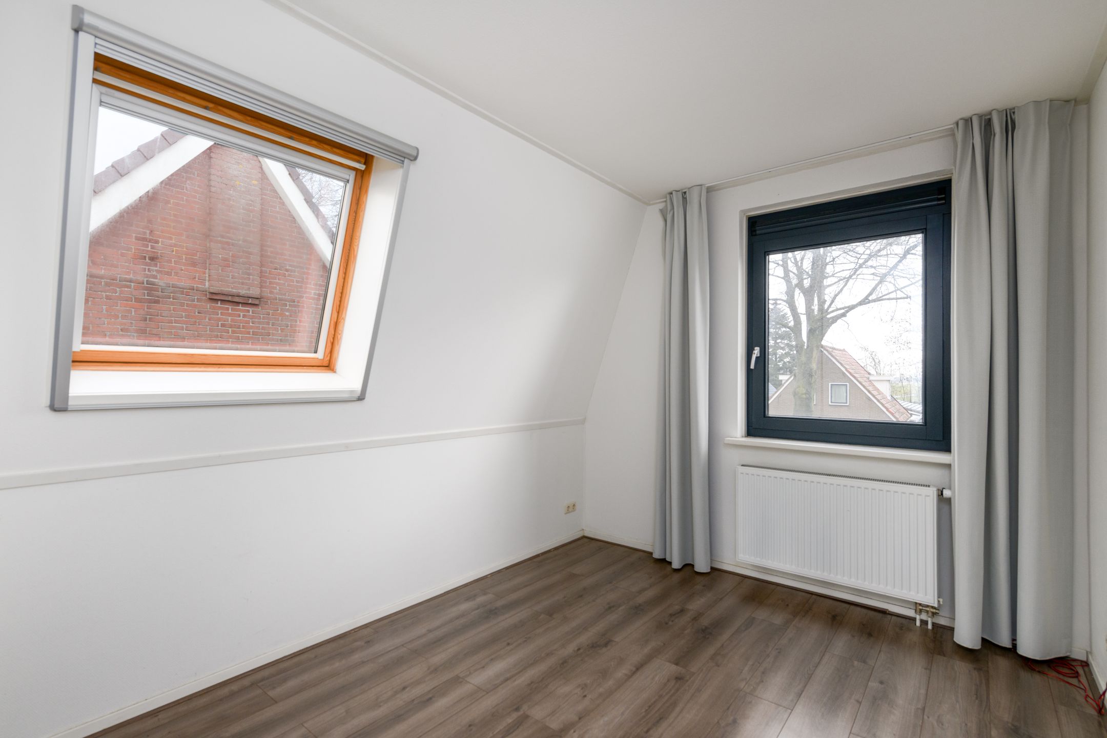 Foto 24 van Aengwirderweg 256