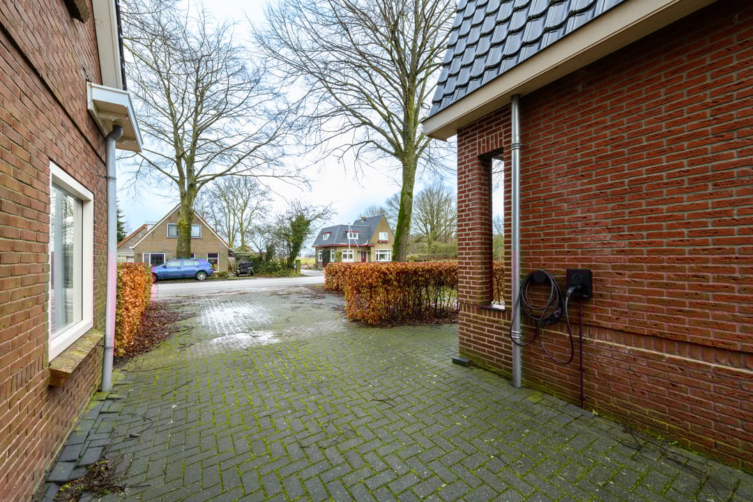 Foto 52 van Aengwirderweg 256