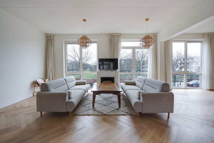 Photo 2 of Van Dijckstraat 84-A