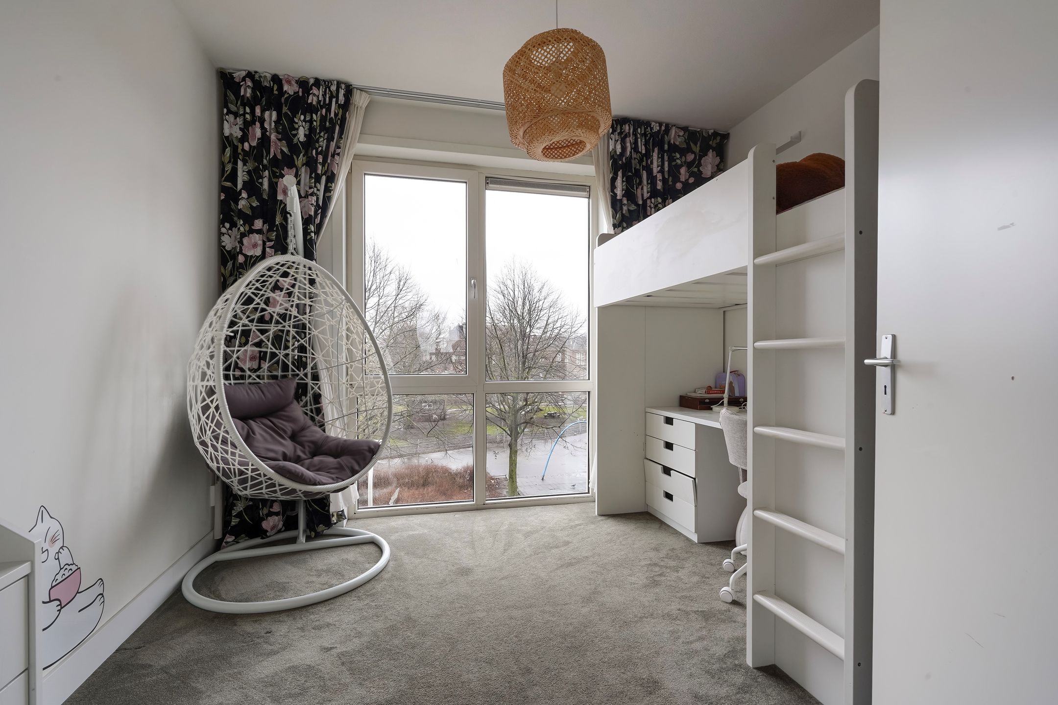 Foto 45 van Van Dijckstraat 84-A