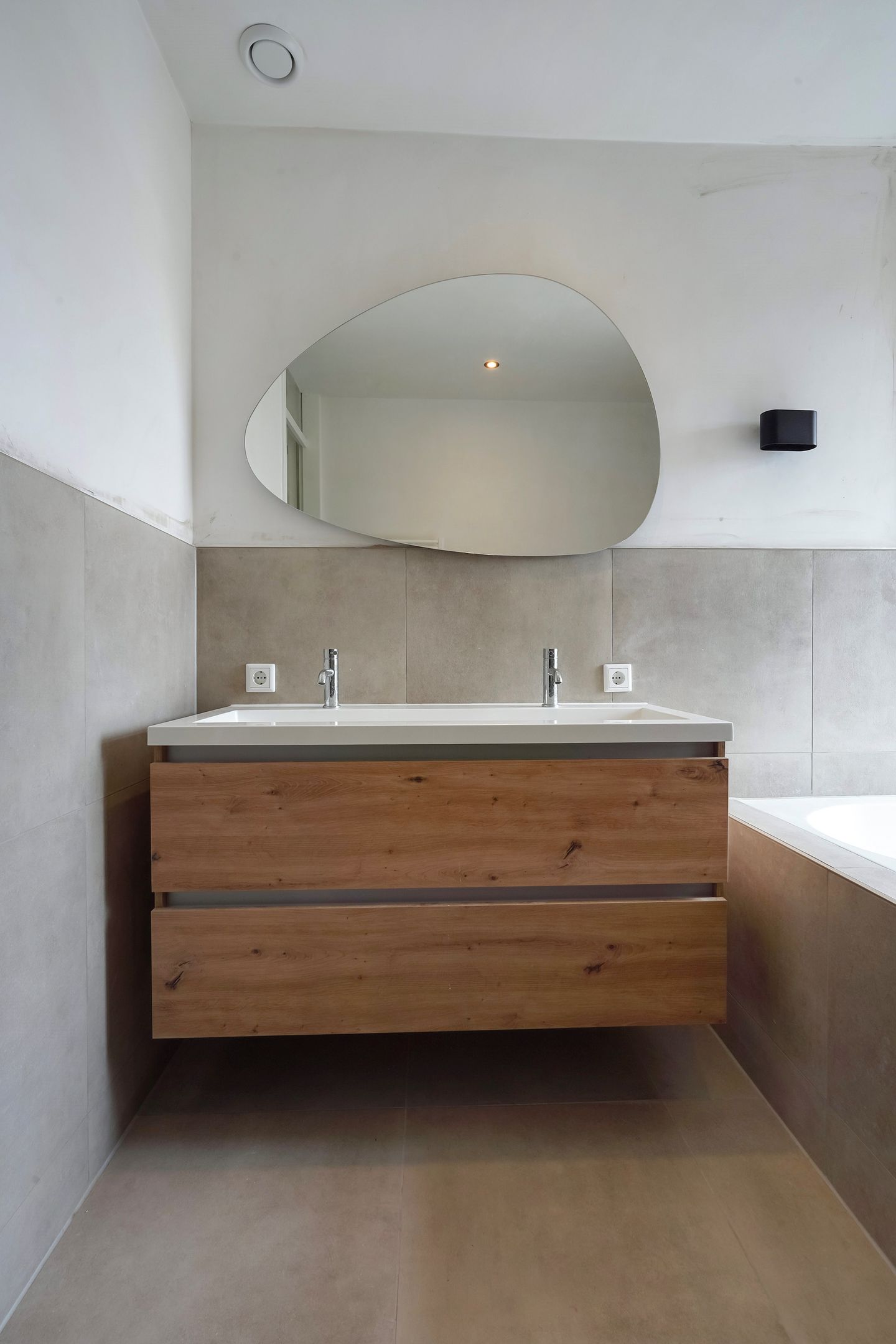 Foto 50 van Van Dijckstraat 84-A