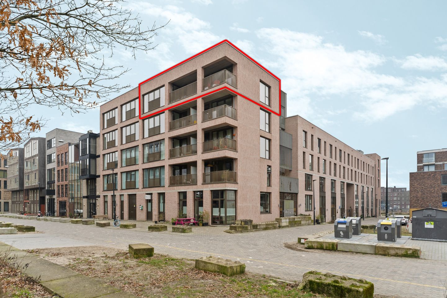 Photo 5 of Huiswoudstraat 68