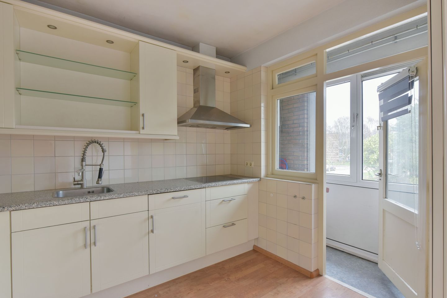 Photo 5 of Nicolaas van der Steenstraat 42-A