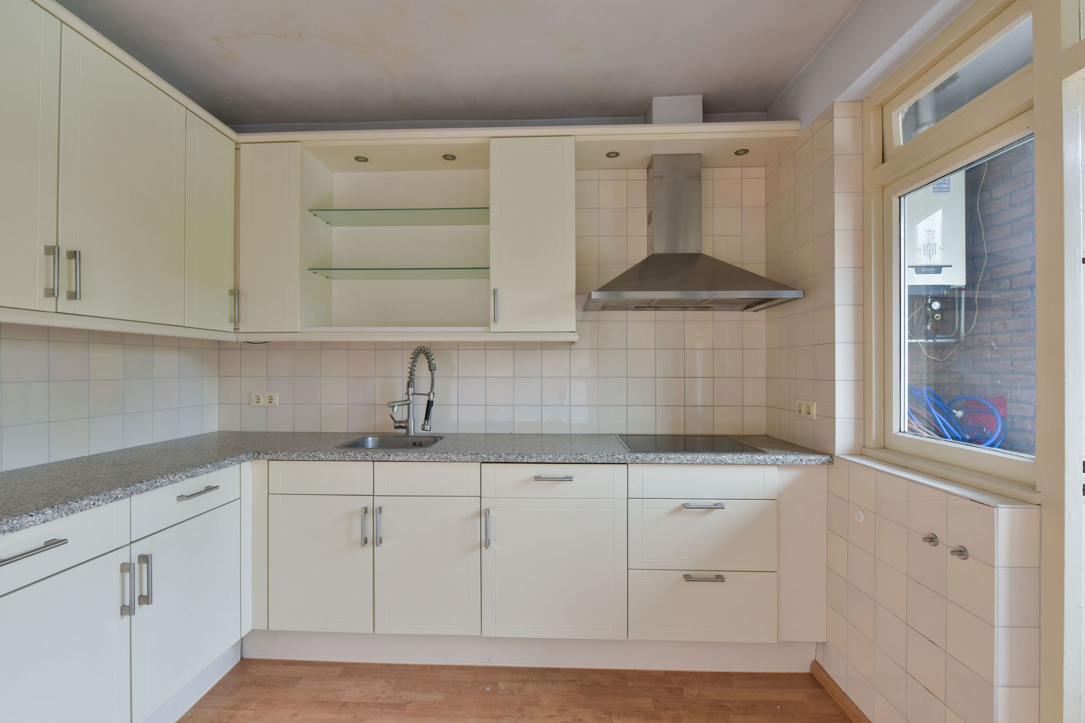 Photo 6 of Nicolaas van der Steenstraat 42-A