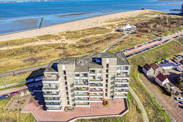 Photo 4 of Promenade 1-004