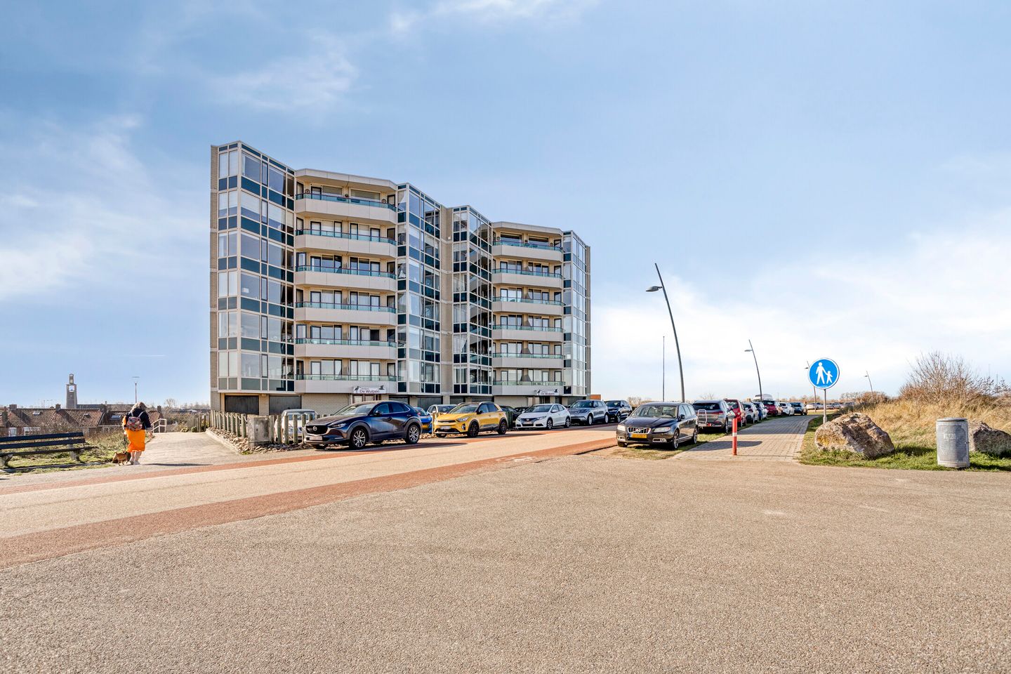 Photo 10 of Promenade 1-004