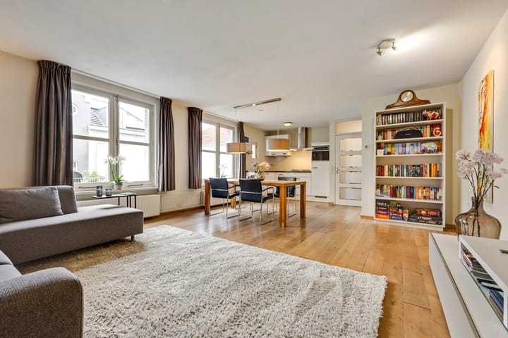 Foto 2 van Kuipertjeswal 1-B