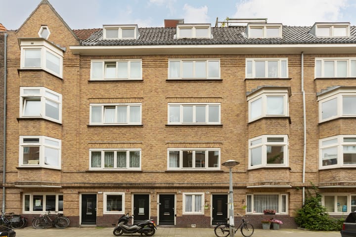 Photo 2 of Lumeijstraat 31-1