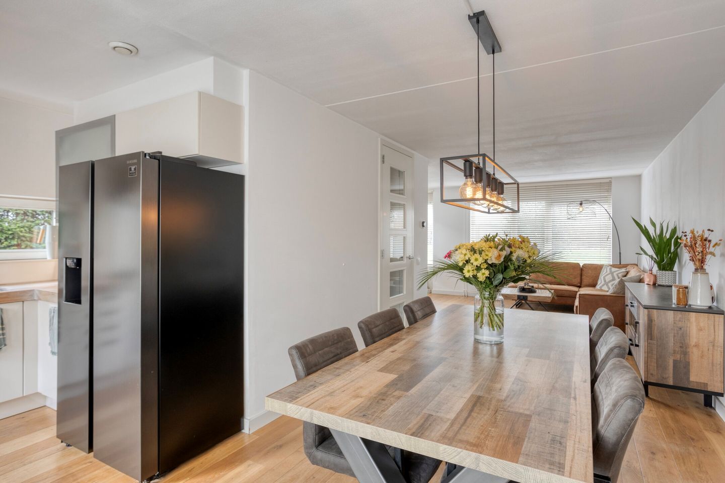 Photo 10 of Besmerstraat 1