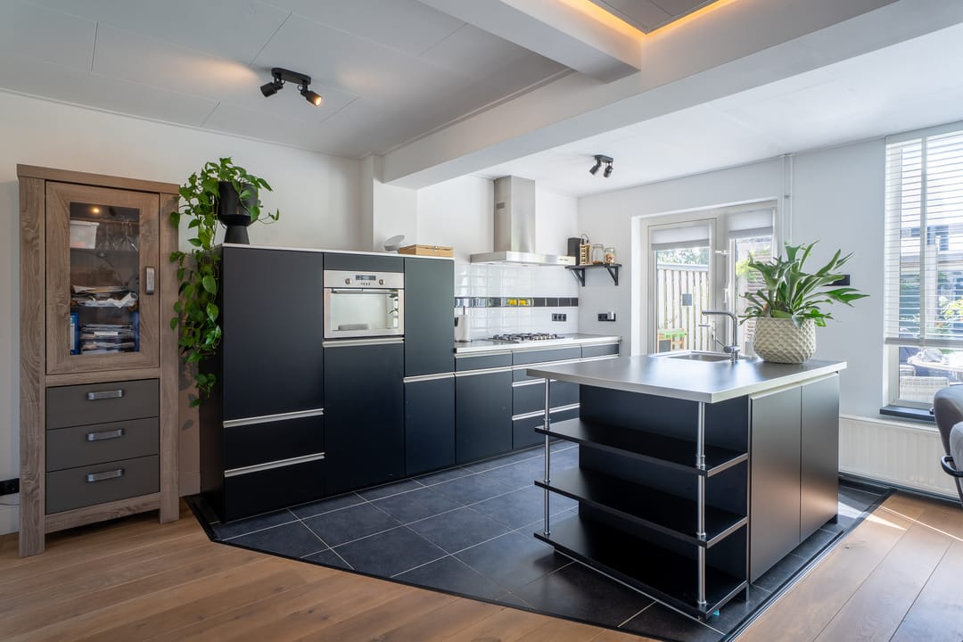 Foto 8 van Robert Kochstraat 17