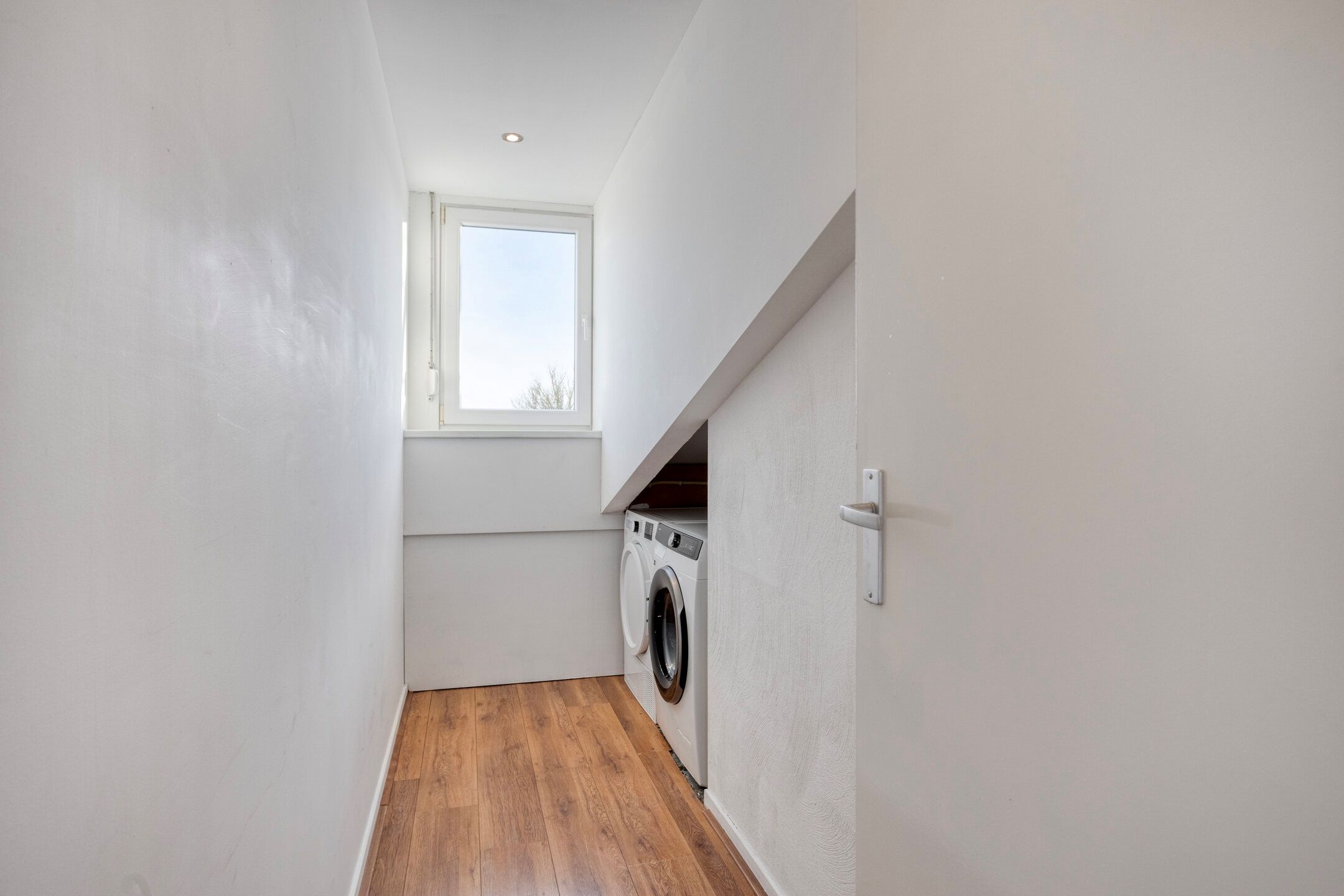 Photo 24 of Besmerstraat 1