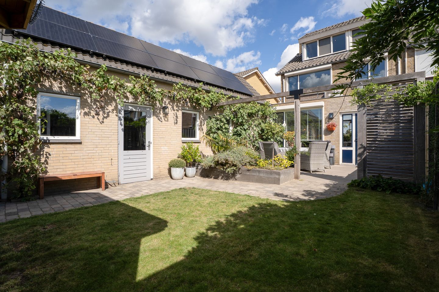 Foto 14 van Robert Kochstraat 17