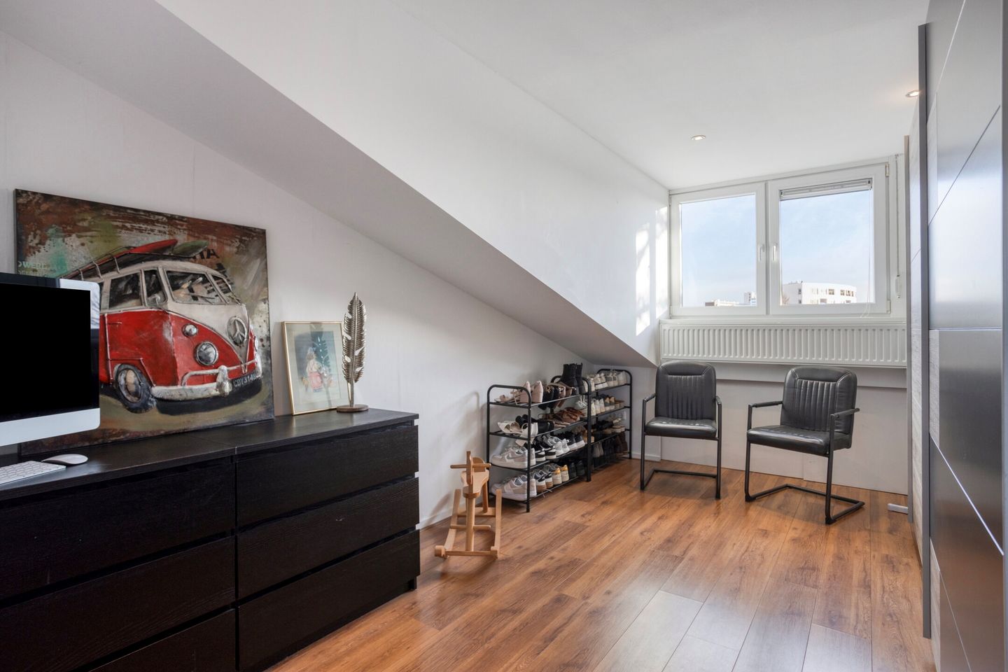 Photo 25 of Besmerstraat 1