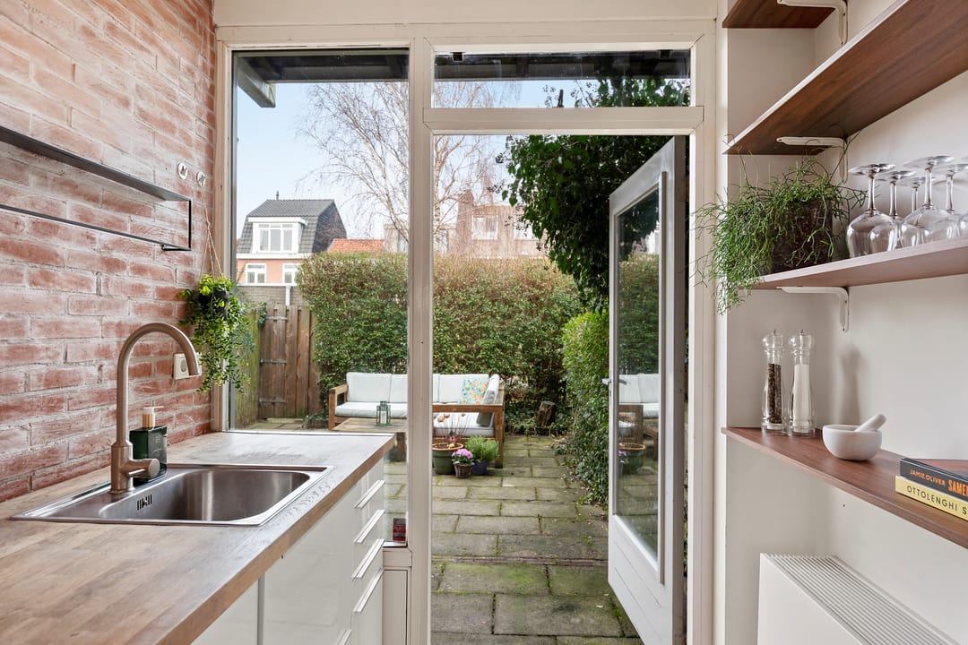 Photo 11 of Oranjestraat 13