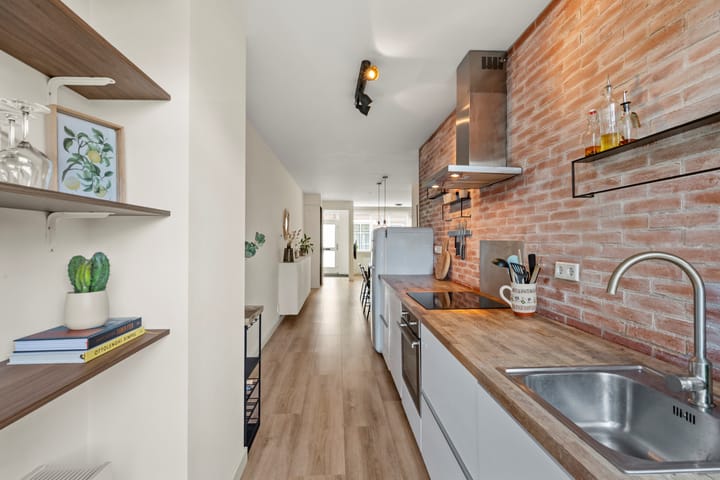 Foto 12 van Oranjestraat 13