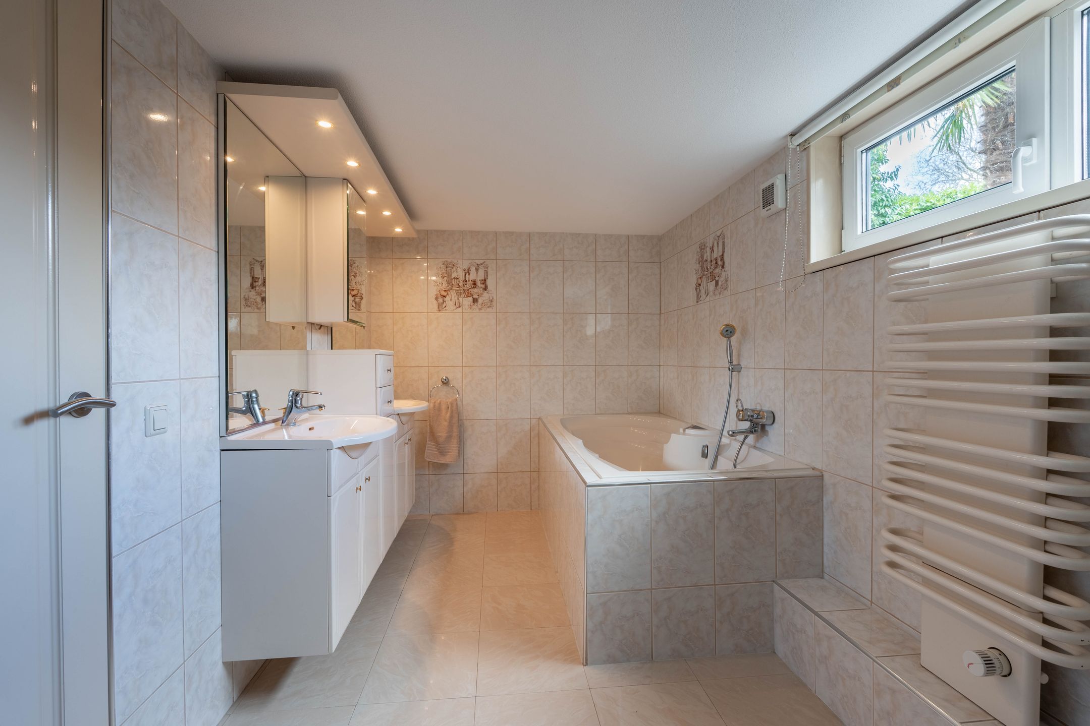 Photo 36 of P. Hans Frankfurthersingel 19