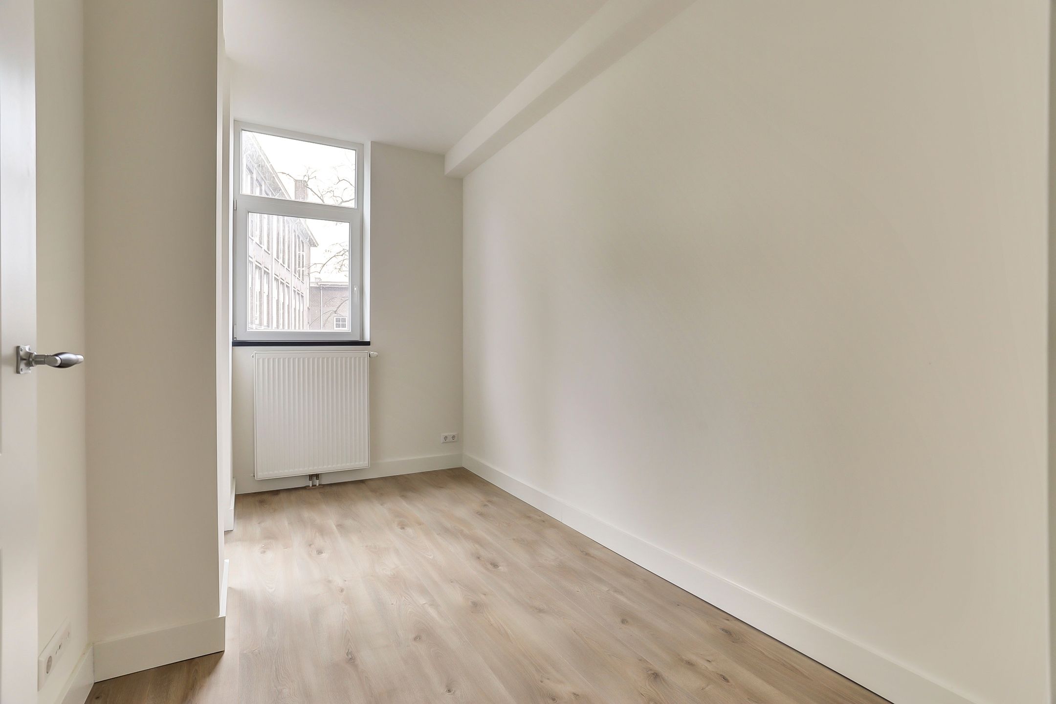 Modern and Bright 3-Room Apartment with Energy Label A in Nieuwe Westen — 29
