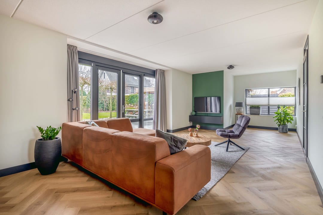 Foto 11 van Folgeralaan 2-11