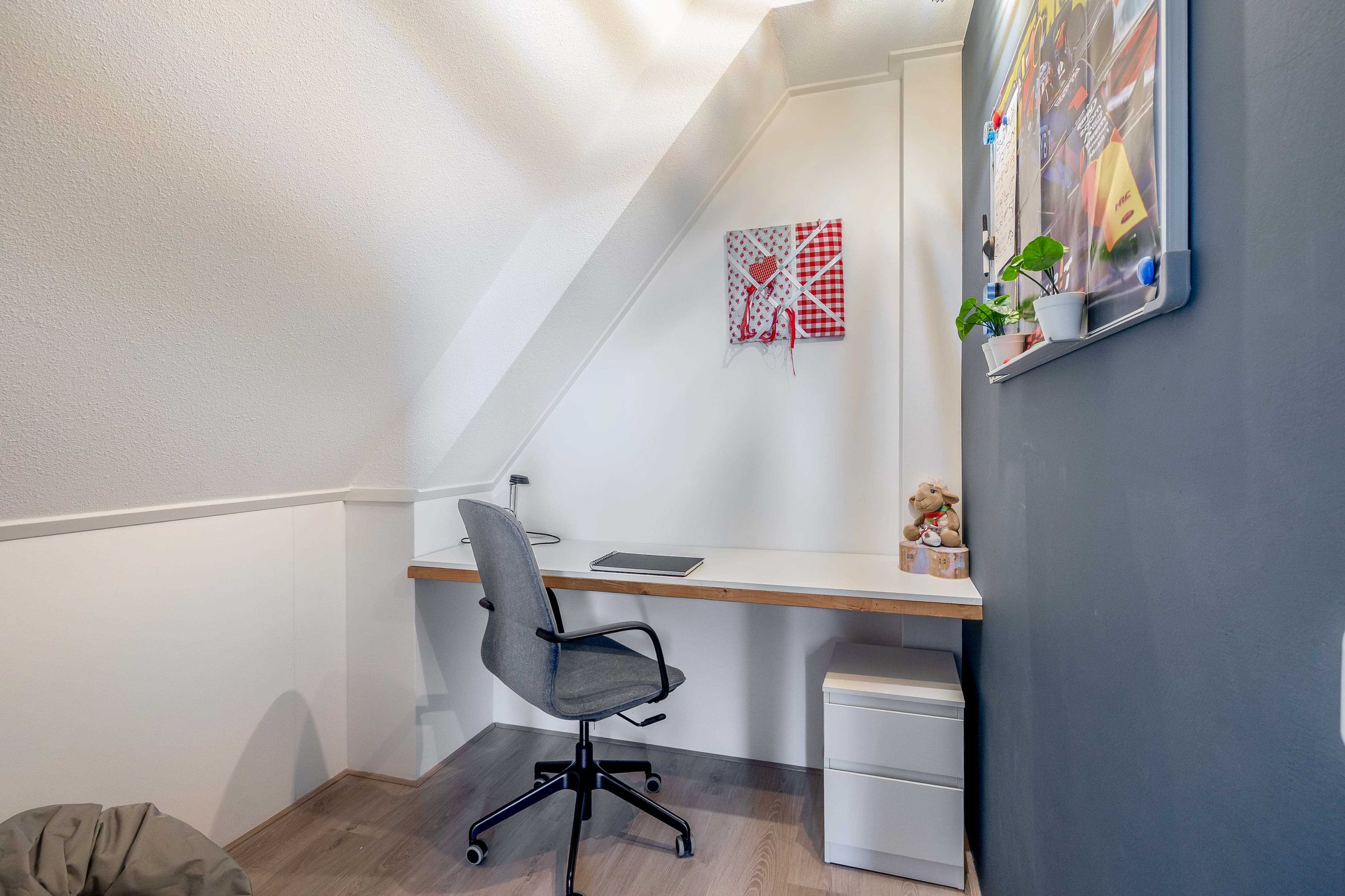 Foto 24 van Folgeralaan 2-11