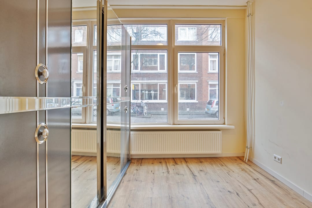 Photo 17 of Donkerslootstraat 41