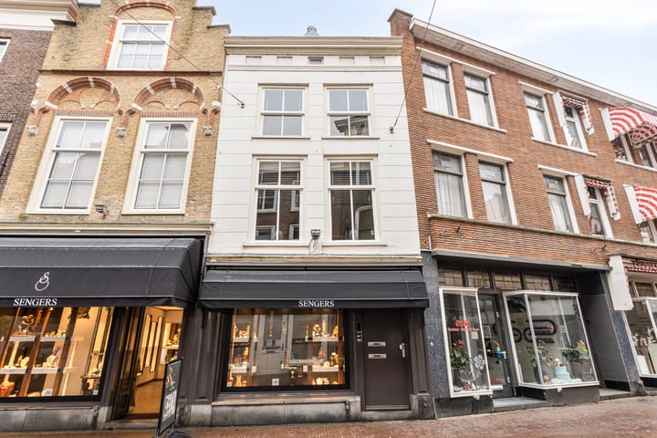 Photo 2 of Voorstraat 385