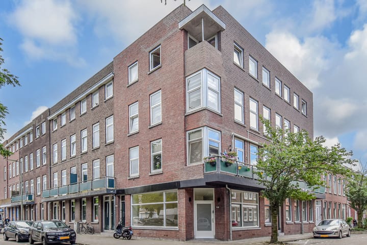 Photo 2 of Galileistraat 1-1