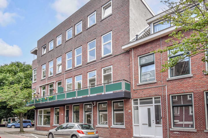 Spacious Apartment in Schiedam Marconibuurt with Renovation Potential — 21