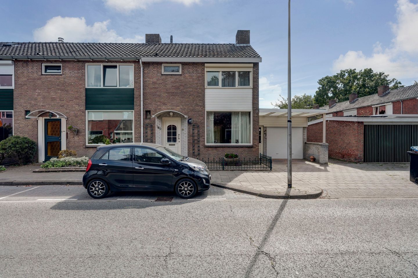 Photo 1 of J.J. van Deinselaan 180