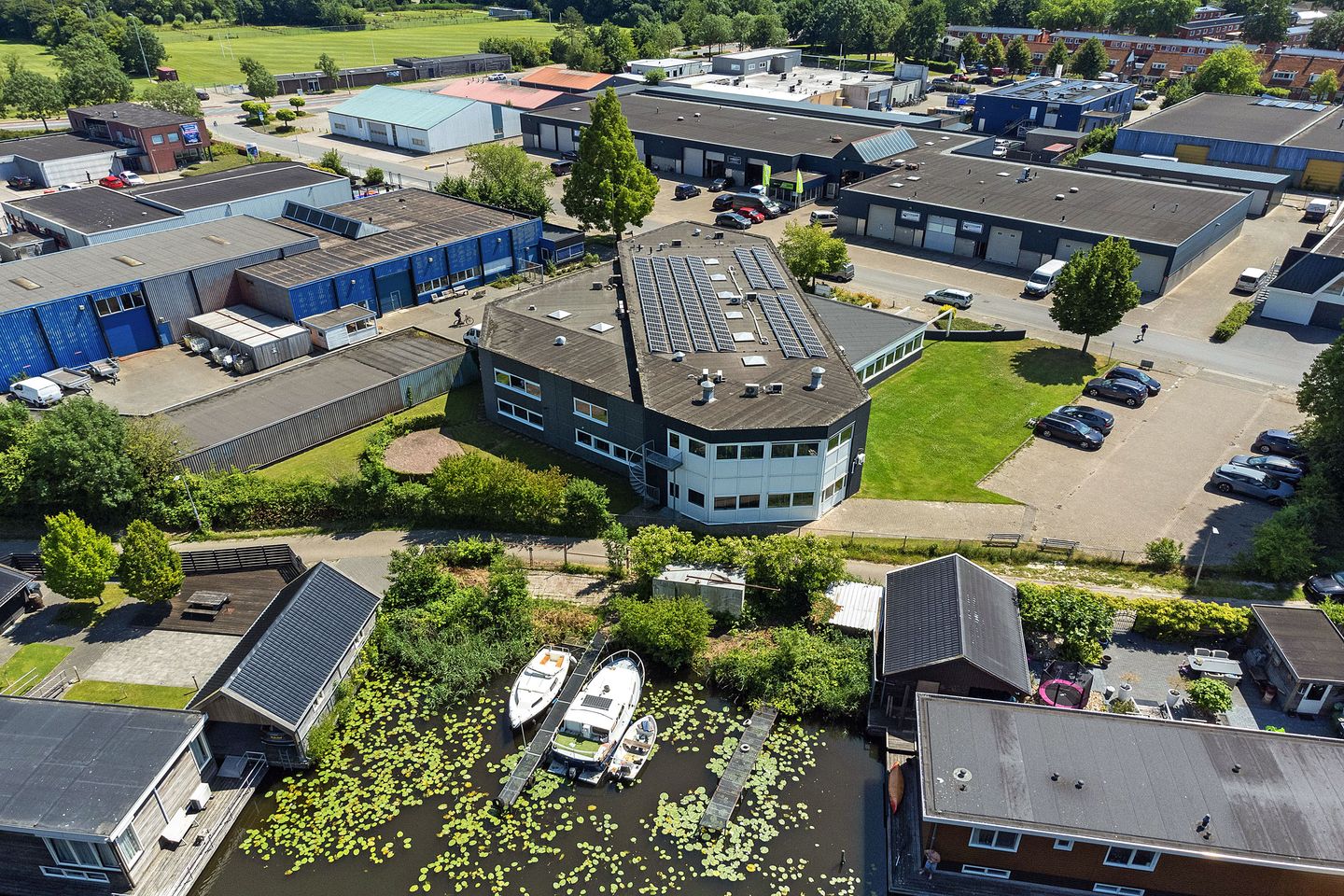 View photo 1 of Ouddeelstraat 7-a