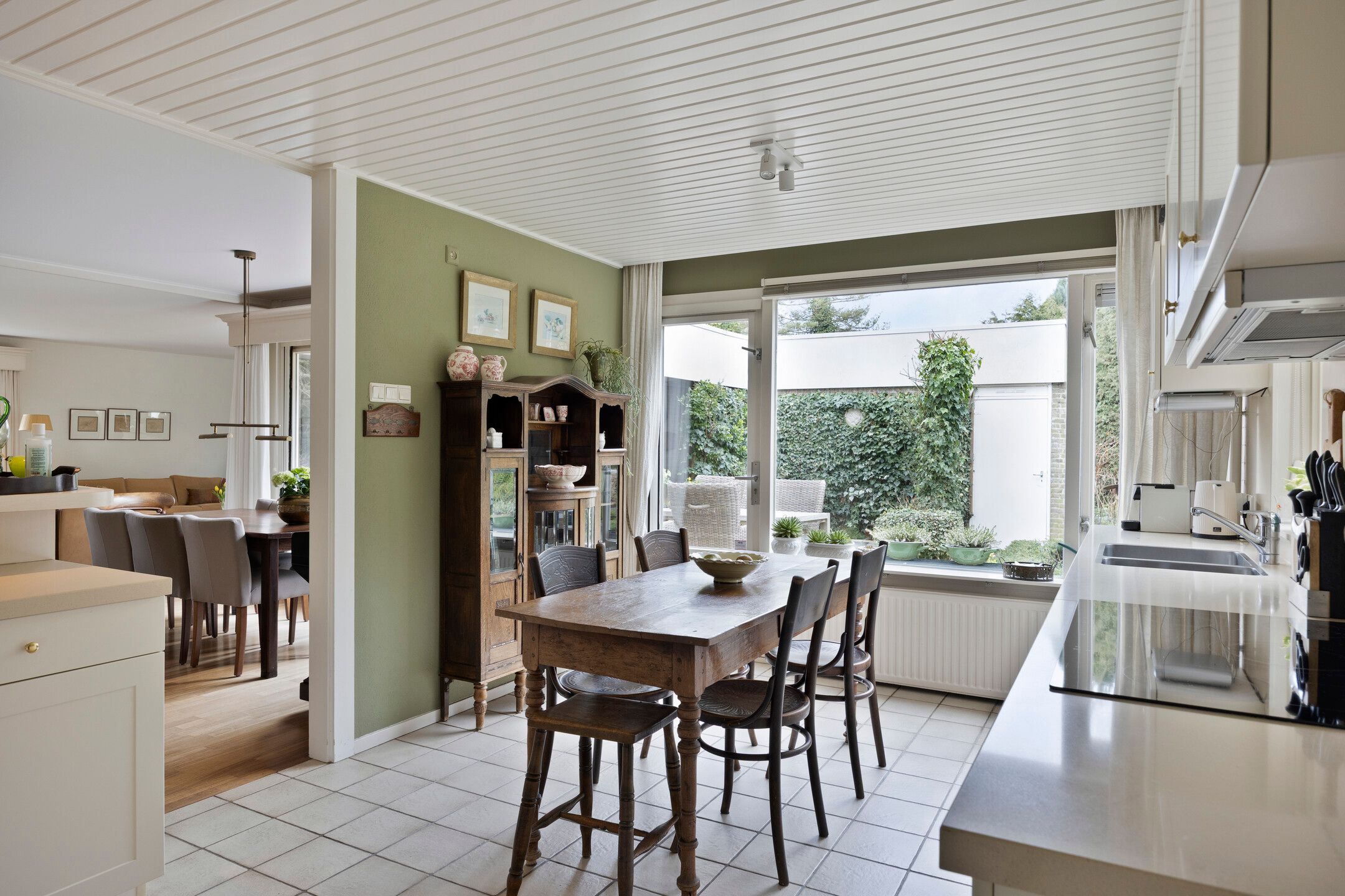 Spacious Detached Villa on Large Plot in Haaksbergen — 27