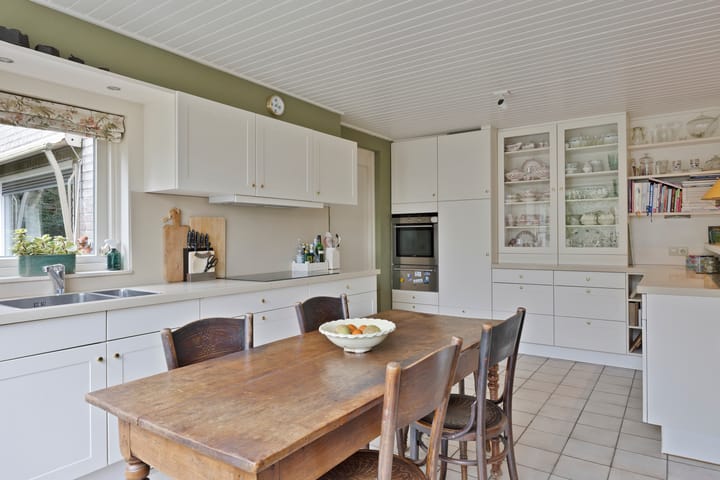 Spacious Detached Villa on Large Plot in Haaksbergen — 28
