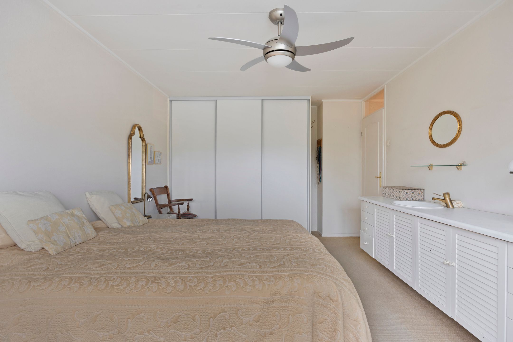 Spacious Detached Villa on Large Plot in Haaksbergen — 39