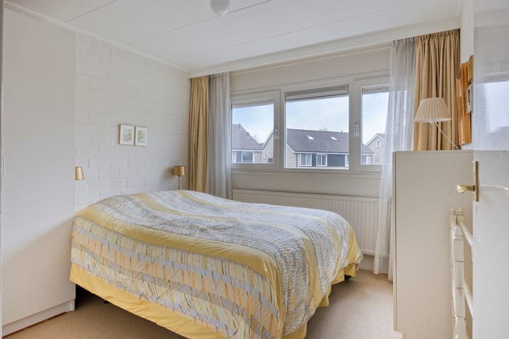 Spacious Detached Villa on Large Plot in Haaksbergen — 50