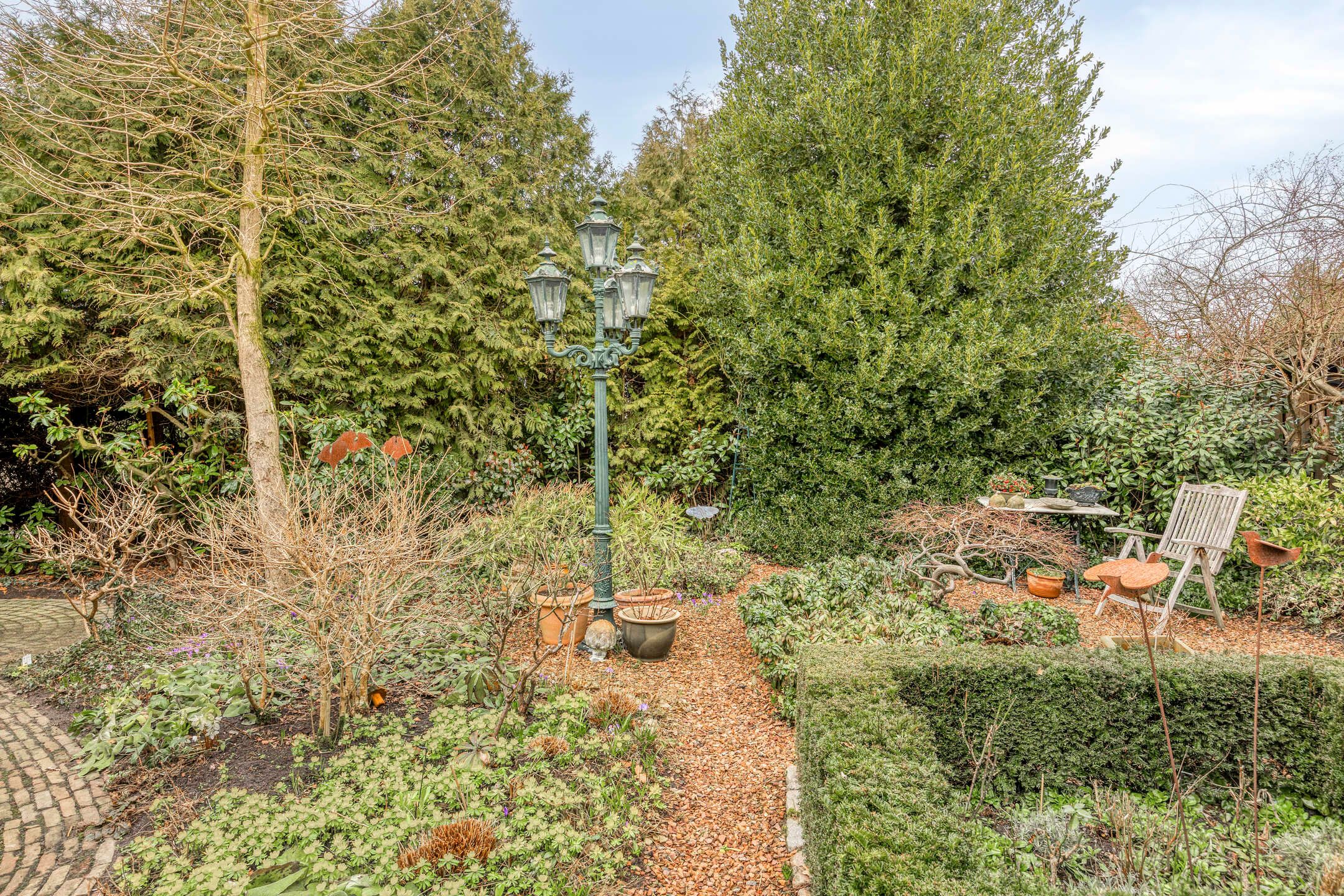 Spacious Detached Villa on Large Plot in Haaksbergen — 57