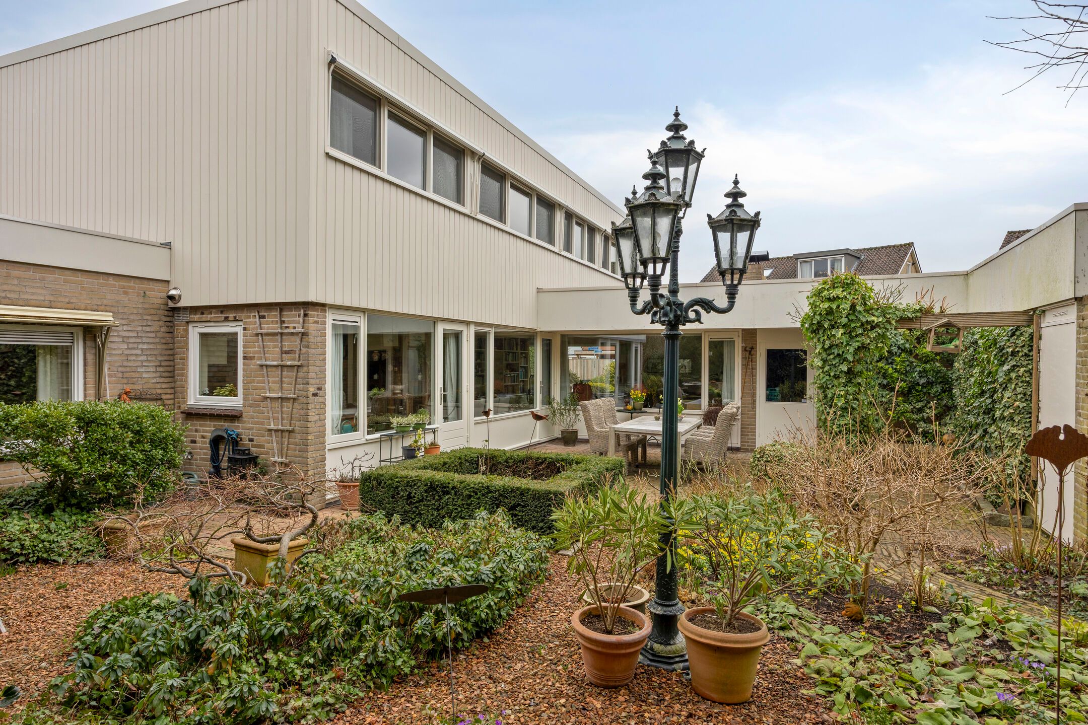 Spacious Detached Villa on Large Plot in Haaksbergen — 63