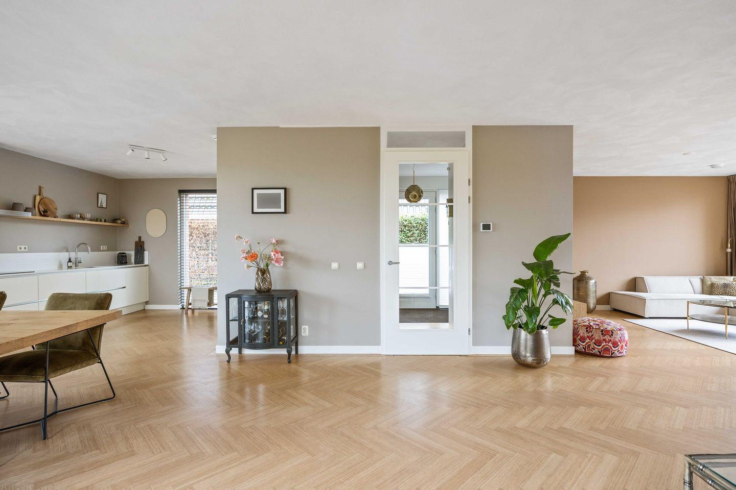 Foto 20 van Zonstraat 2