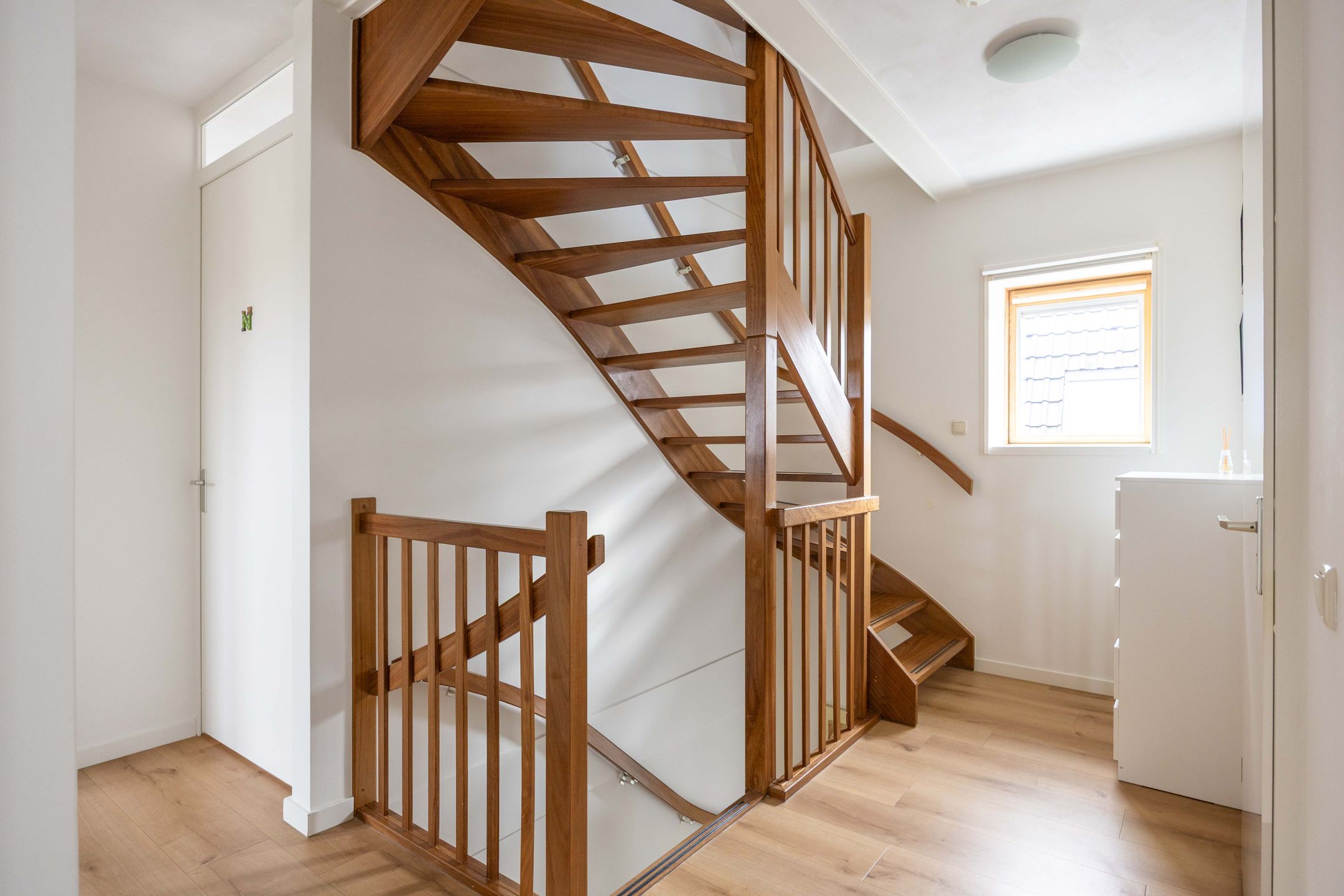 Foto 30 van Zonstraat 2