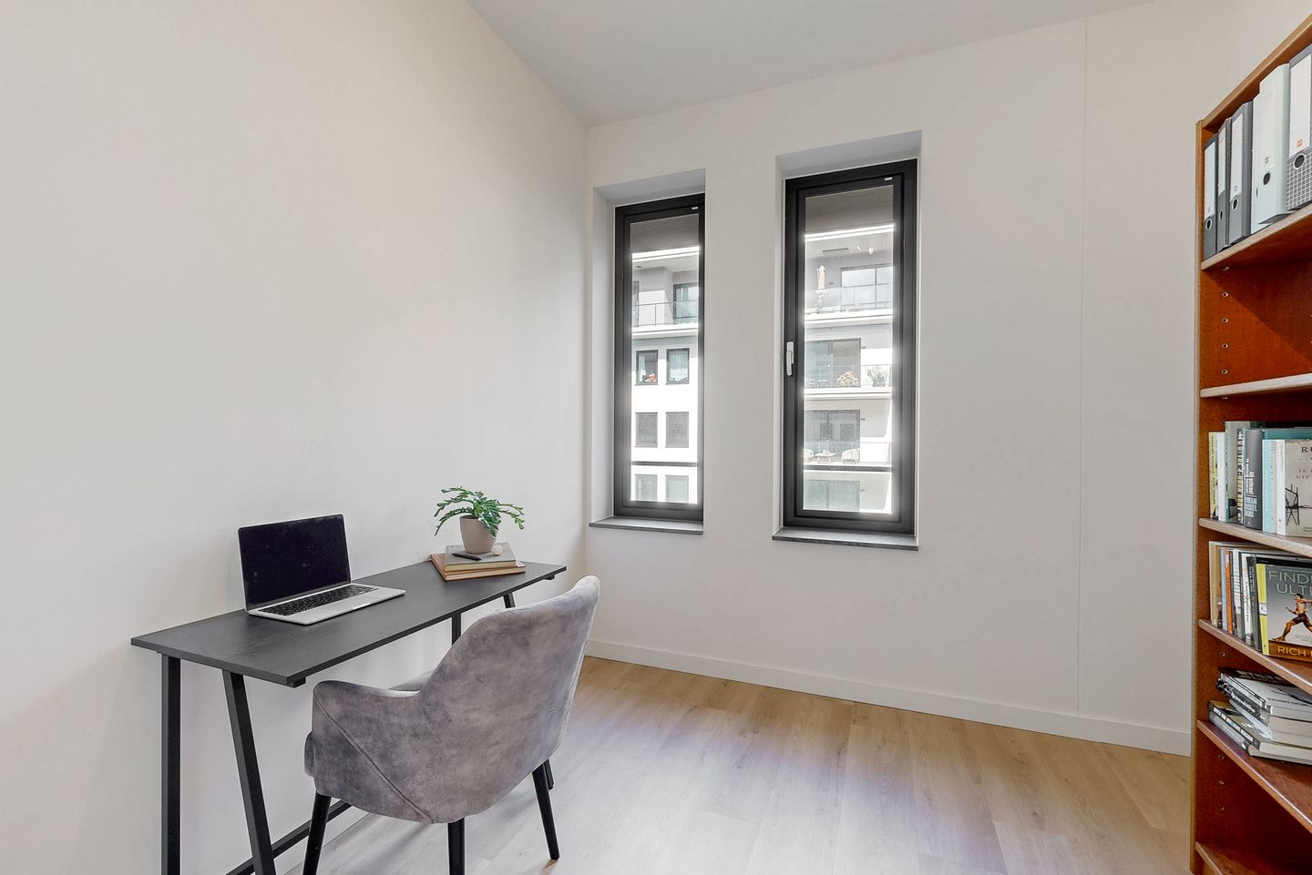 Photo 14 of Burgemeester Rijnderslaan 380