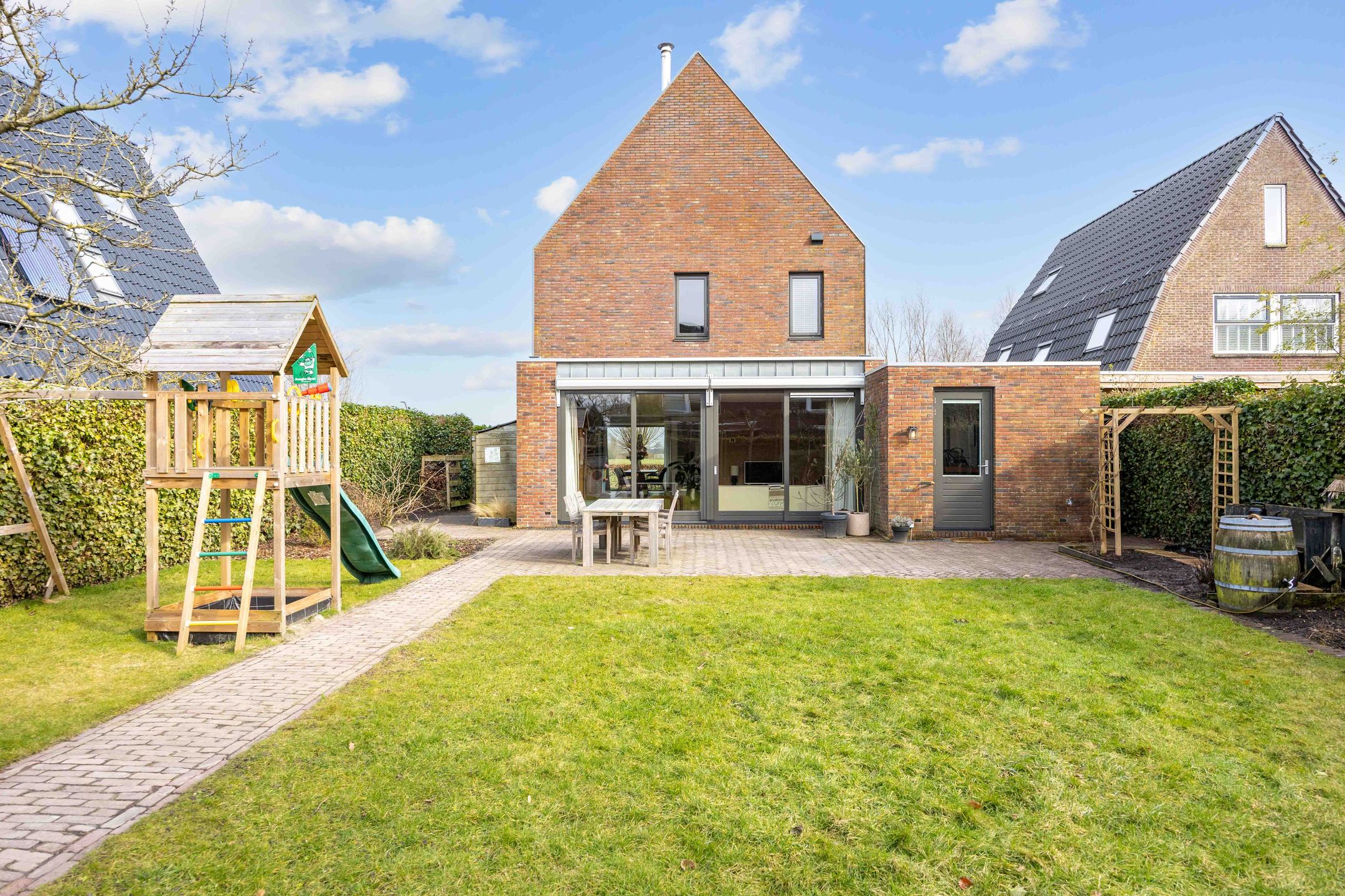 Foto 51 van Zonstraat 2