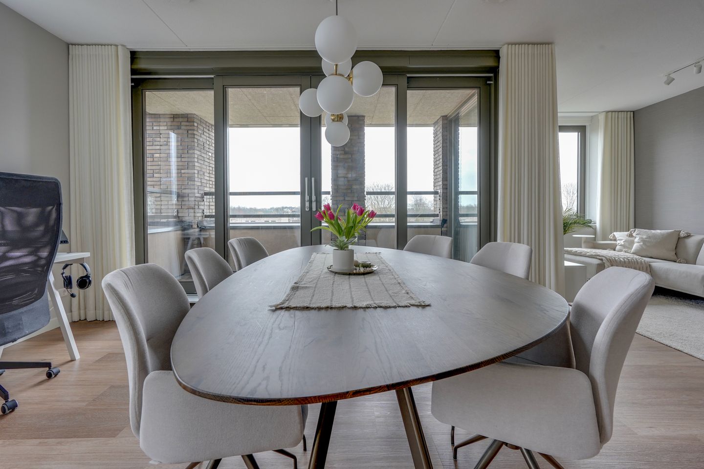 Charming Modern Apartment in Woerden's Staatsliedenkwartier — 25