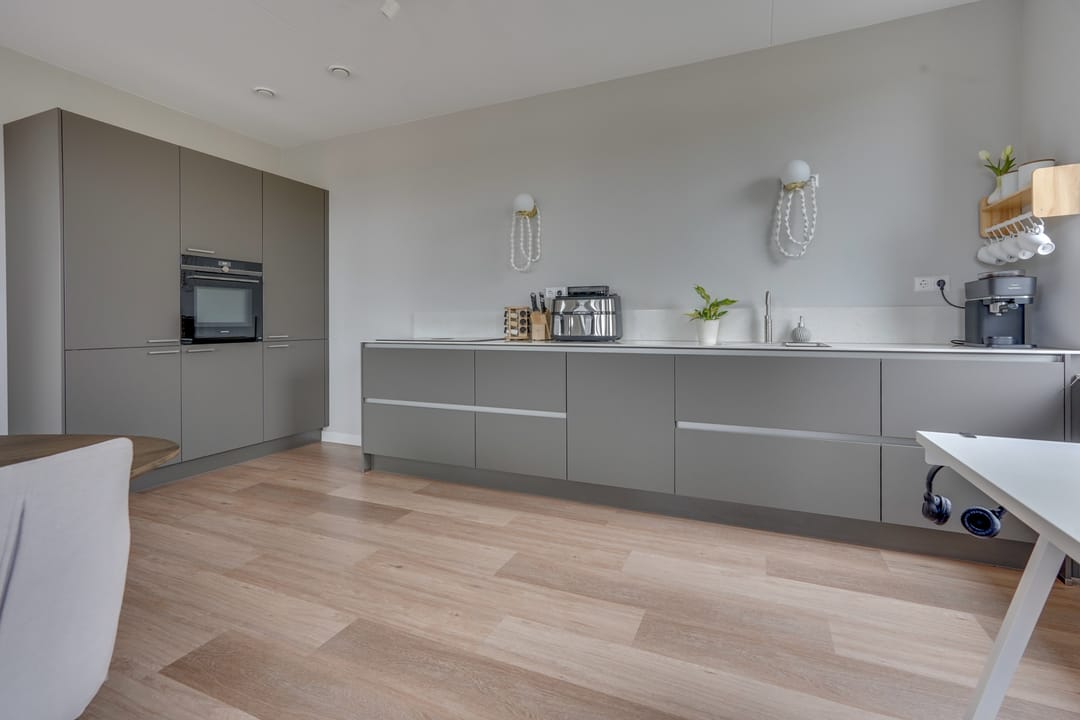Charming Modern Apartment in Woerden's Staatsliedenkwartier — 31