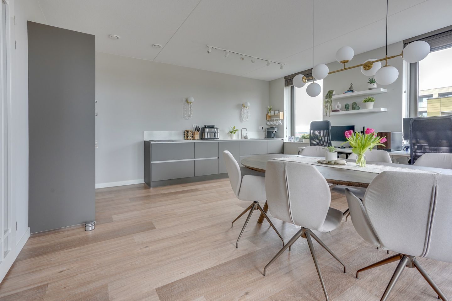 Charming Modern Apartment in Woerden's Staatsliedenkwartier — 35