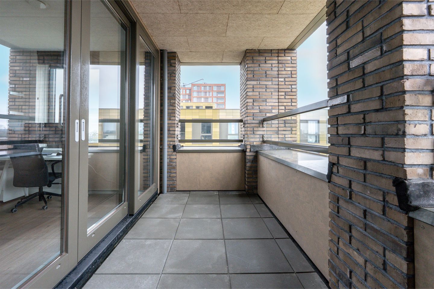 Charming Modern Apartment in Woerden's Staatsliedenkwartier — 85