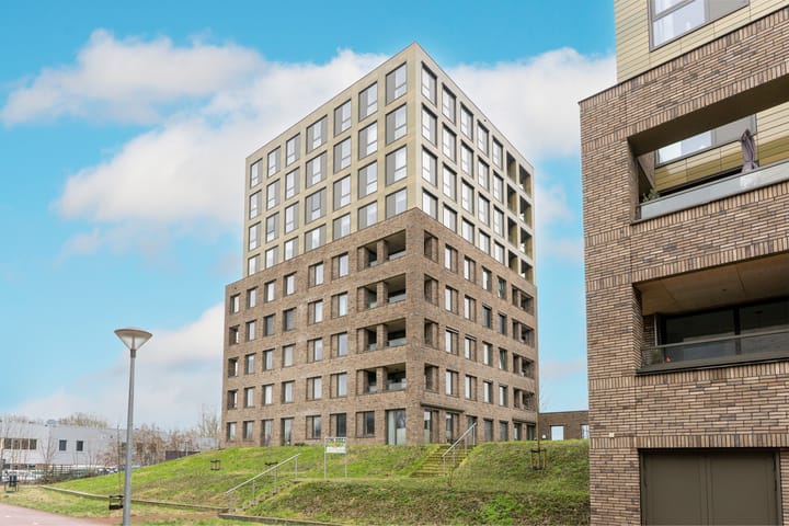 Charming Modern Apartment in Woerden's Staatsliedenkwartier — 92
