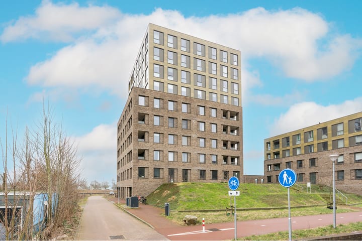 Charming Modern Apartment in Woerden's Staatsliedenkwartier — 94